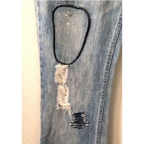 Cest Toi Embroidered Distressed Wide Leg Flare Jeans Jr Size 3 Blue Denim Boho - Picture 10 of 11